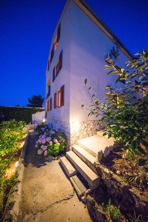 Apartments Pol Murvu Vis Zewnętrze zdjęcie
