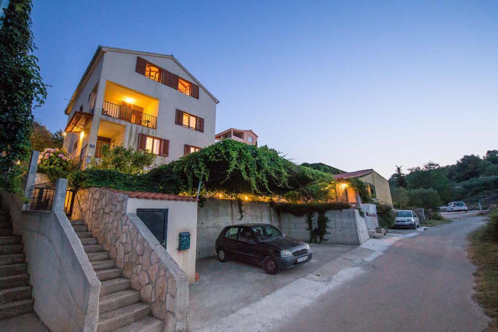 Apartments Pol Murvu Vis Zewnętrze zdjęcie